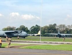 Latihan Bersama TNI AU – US FACAP : Tiga Pesawat C-130 Hercules Terbang Tiga Formasi